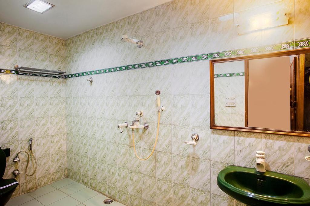Hotel Imperial House Allahabad Ngoại thất bức ảnh