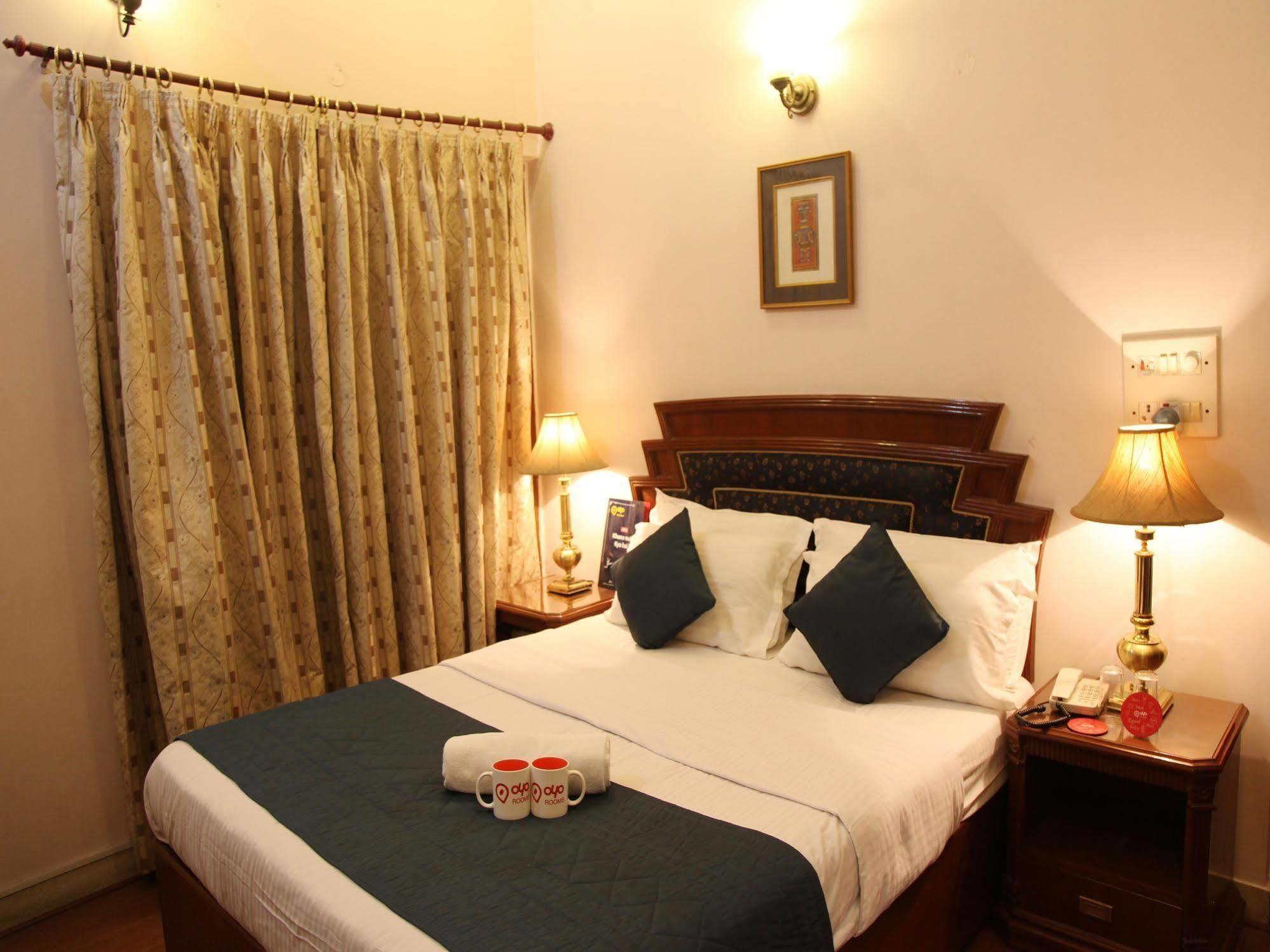 Hotel Imperial House Allahabad Ngoại thất bức ảnh