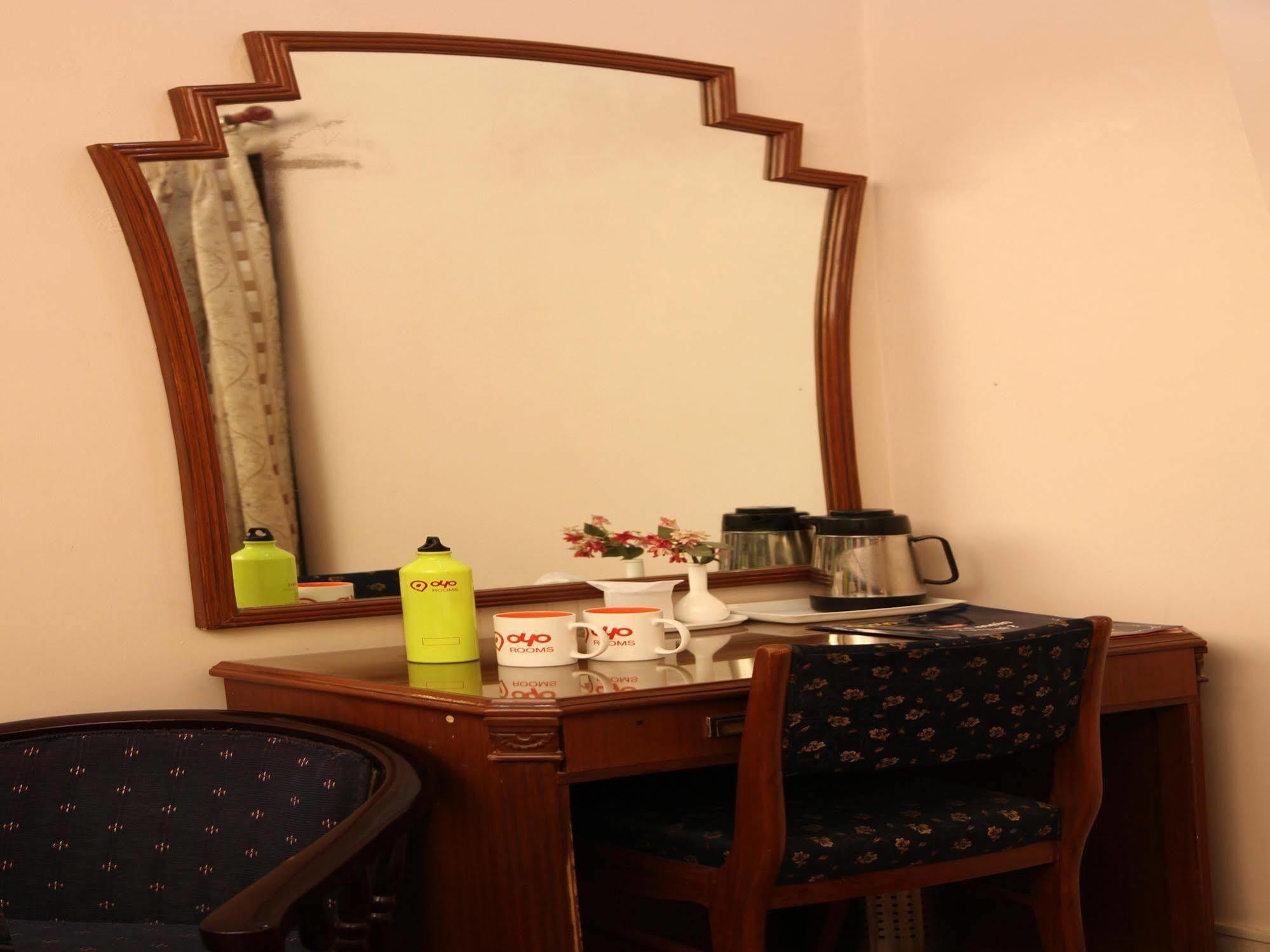 Hotel Imperial House Allahabad Ngoại thất bức ảnh