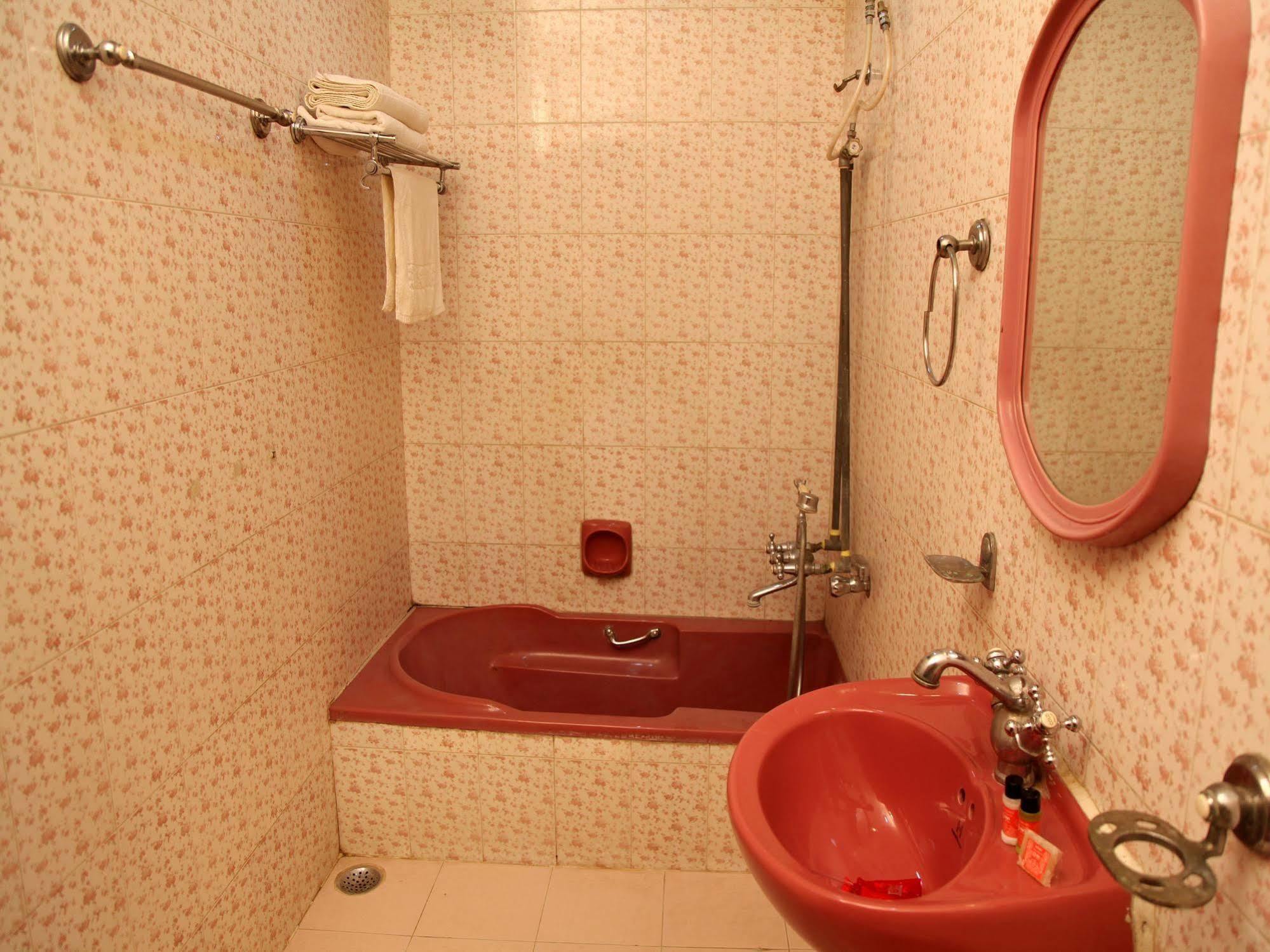Hotel Imperial House Allahabad Ngoại thất bức ảnh