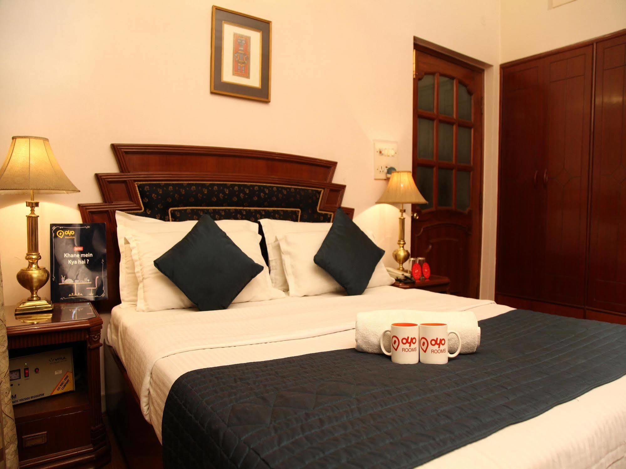 Hotel Imperial House Allahabad Ngoại thất bức ảnh