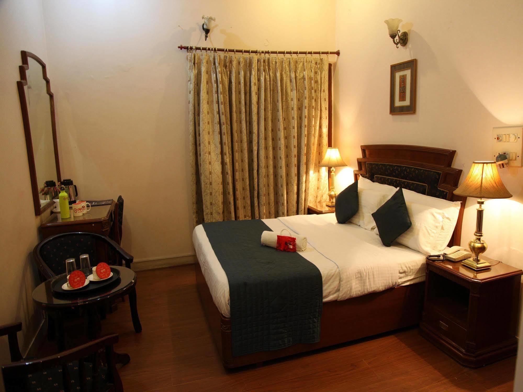Hotel Imperial House Allahabad Ngoại thất bức ảnh
